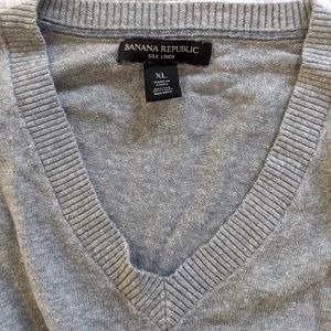 Banana Republic V-Neck